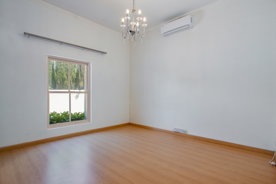 To Let 4 Bedroom Property for Rent in Val De Vie Estate Western Cape